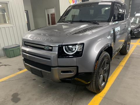 LAND ROVER DEFENDER (2021)