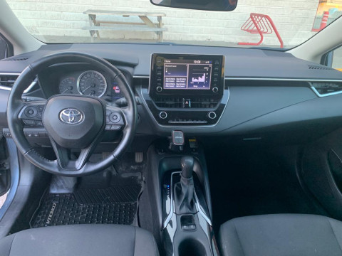 TOYOTA COROLLA LE 1.8 АКПП (2020)