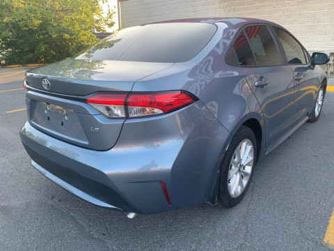 TOYOTA COROLLA LE 1.8 АКПП (2020)