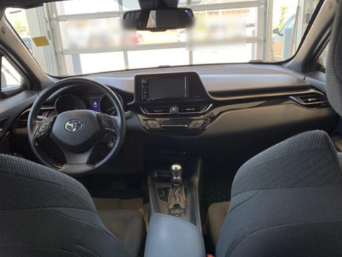 Toyota C-HR FWD XLE 2.0 АКПП (2018)