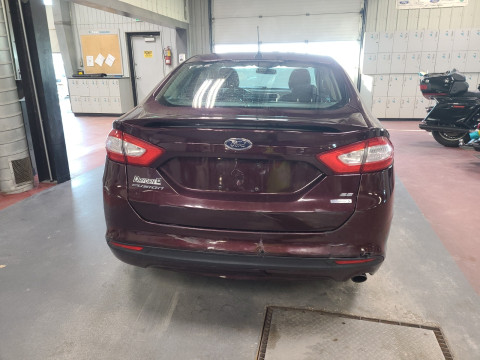 Ford Fusion 1.6 SE АКПП 2013