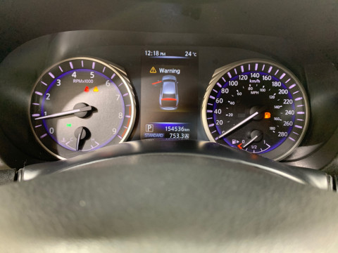 Infiniti Q50 3.7 AWD Premium АКПП 2014