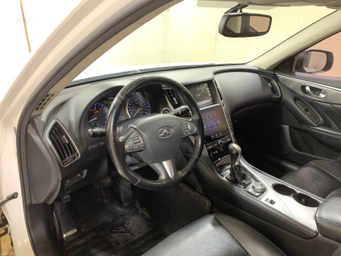 Infiniti Q50 3.7 AWD Premium АКПП 2014