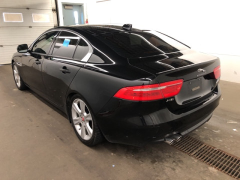 Jaguar XE i4 Premium 2.0d АКПП 2017