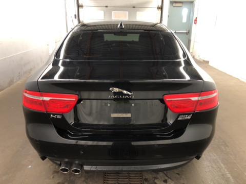 Jaguar XE i4 Premium 2.0d АКПП 2017