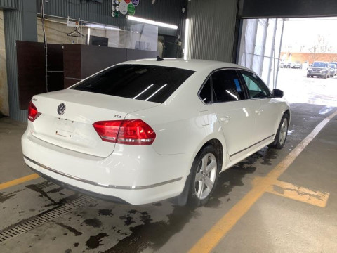 Volkswagen Passat B7 2.0 TDI АКПП DCG 2014