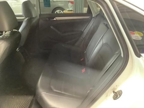 Volkswagen Passat B7 2.0 TDI АКПП DCG 2014