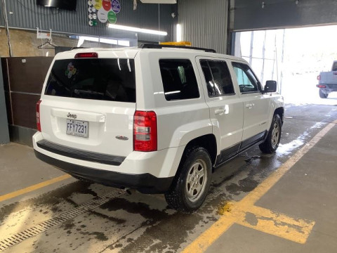 Jeep Patriot 2.4 АКПП 2011