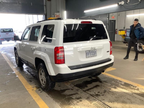 Jeep Patriot 2.4 АКПП 2011