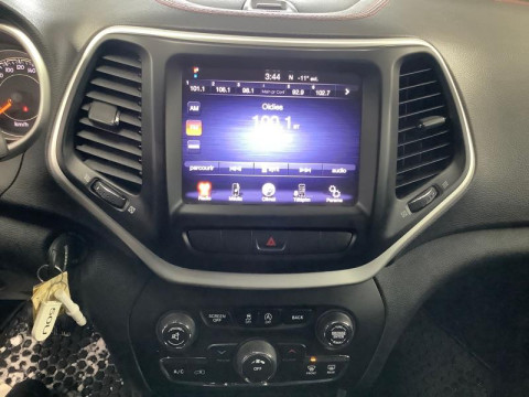 Jeep Cherokee Trailhawk 3.2 АКПП 2015