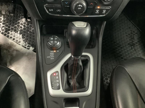 Jeep Cherokee Trailhawk 3.2 АКПП 2015