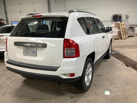 Jeep Compass 2.0 АКПП 2011
