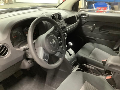 Jeep Compass 2.0 АКПП 2011