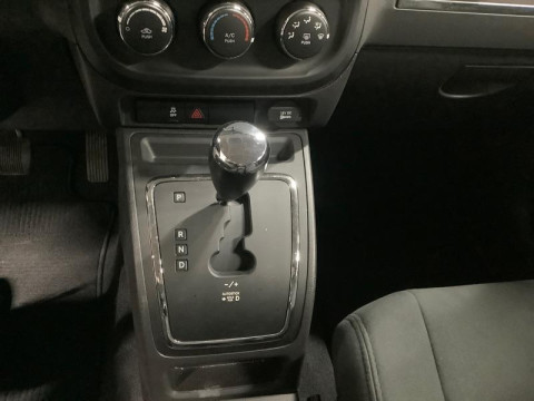 Jeep Compass 2.0 АКПП 2011