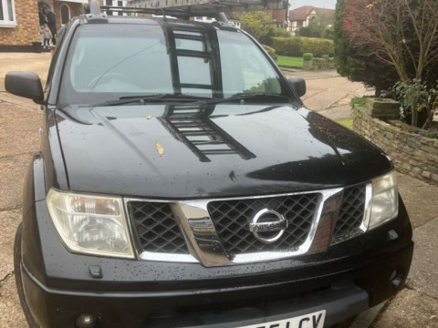 Nissan Navara Outlaw 2.5TD 4x4 МКПП 2004