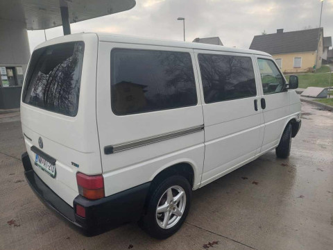 Volkswagen Transporter Т4 2.5TDI МКПП 2001
