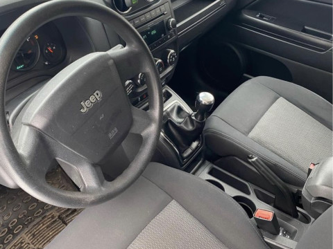 Jeep Patriot 2.4 МКПП 2010