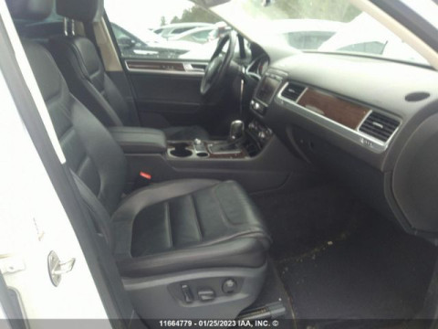 Volkswagen Touareg 3.0D АКПП 2015