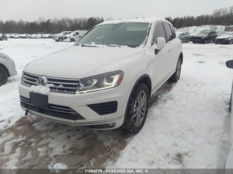 Volkswagen Touareg 3.0D АКПП 2015