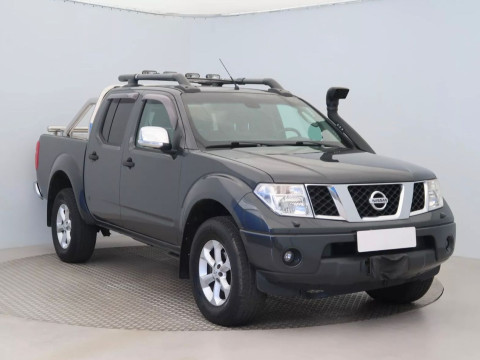 Nissan Navara 2.5TD 4x4 AКПП 2009 (лебідка)