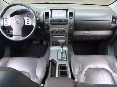 Nissan Navara 2.5TD 4x4 AКПП 2009 (лебідка)