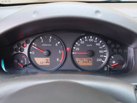 Nissan Navara 2.5TD 4x4 AКПП 2009 (лебідка)