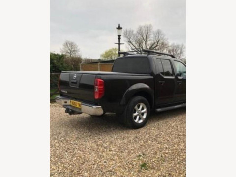 Nissan Navara 2.5 dCi Tekna Pickup 4dr Diesel АКПП 2011