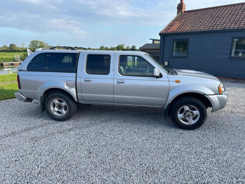 Nissan Navara 2.5 Di Sport Pickup 4dr Diesel МКПП 2005