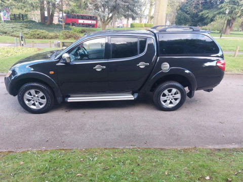 Mitsubishi L200 2.5 DI-D Diamond Pickup 4dr Diesel АКПП 2008