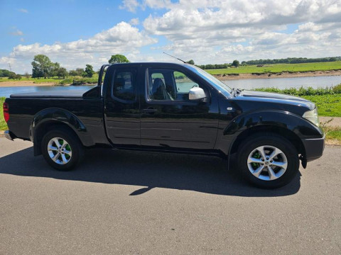 Nissan Navara 2.5 dCi King Cab Pickup 4dr Diesel МКПП 2005