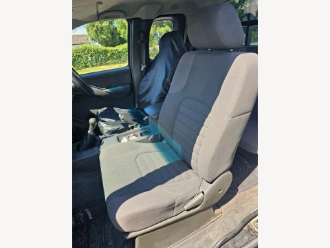 Nissan Navara 2.5 dCi King Cab Pickup 4dr Diesel МКПП 2005