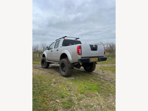 Nissan Navara 2.5 dCi Aventura Pickup 4dr Diesel АКПП 2008