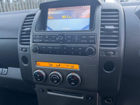 Nissan Navara 2.5 dCi Aventura 4drDiesel МКПП 2007