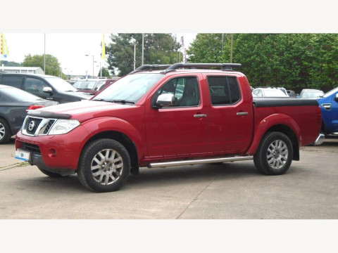 Nissan Navara  Tekna 4WD Euro 4 4dr Diesel МКПП 2011