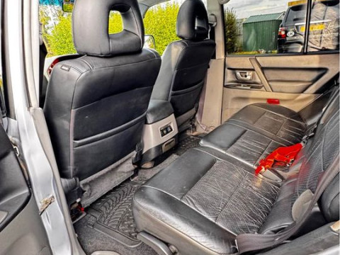 Mitsubishi Shogun Elegance 3.2 DI-D Pickup Diesel АКПП 2004