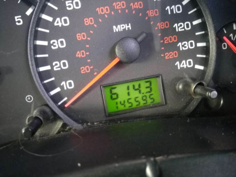 Nissan X-Trail 2.2 L МКПП 2005
