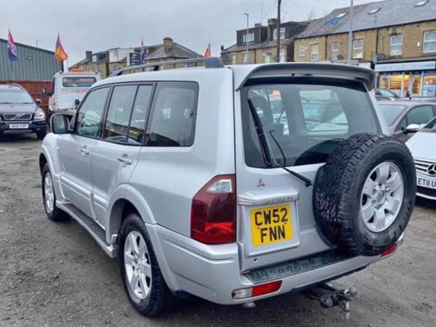 Mitsubishi Shogun 3.3 L Diesel АКПП 2003