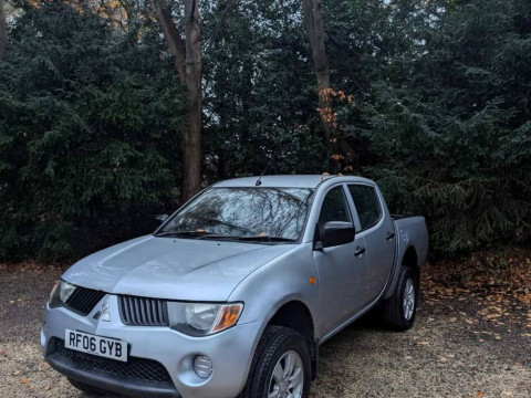 Mitsubishi L200 2.5 TD  Pickup  Diesel МКПП 2006