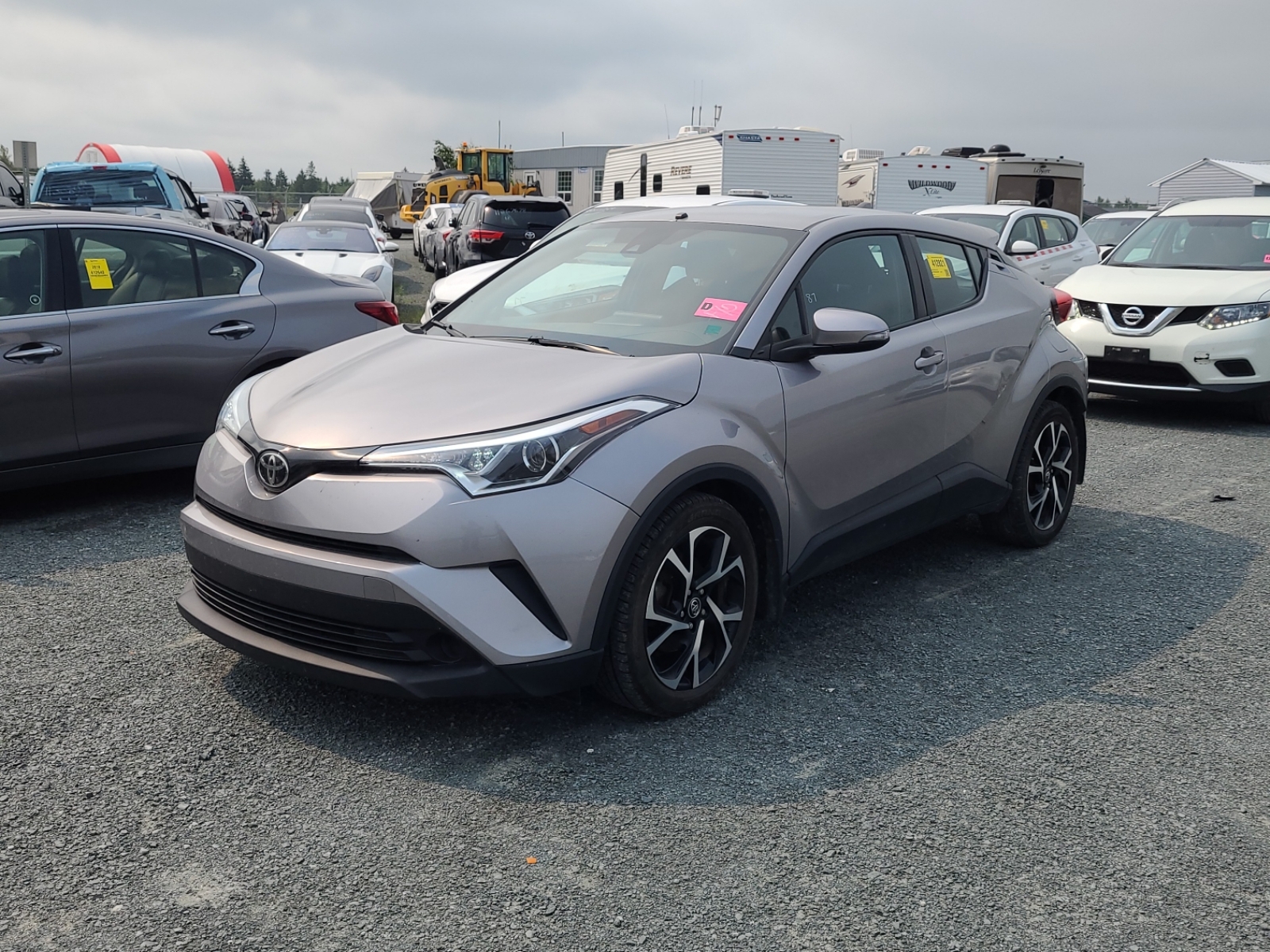 TOYOTA C-HR XLE (2017) АКПП