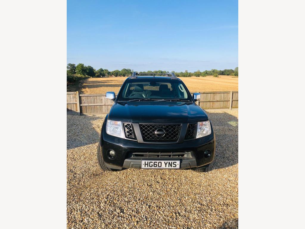 Nissan Navara 2.5 dCi Tekna Pickup 4dr Diesel АКПП 2011
