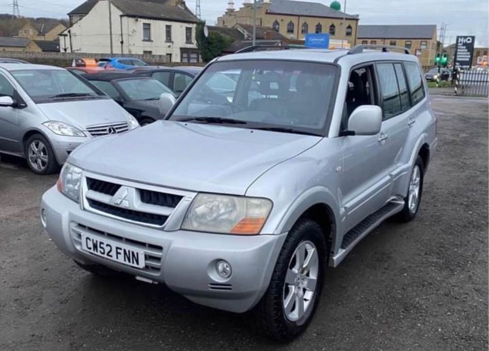 Mitsubishi Shogun 3.3 L Diesel АКПП 2003