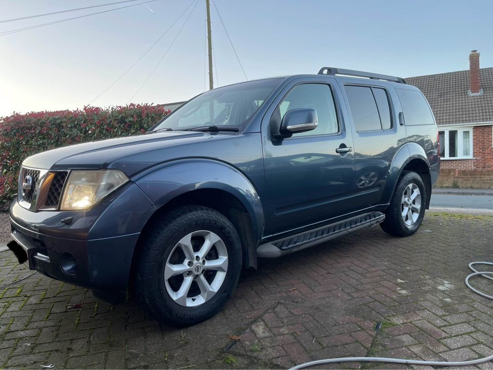 Nissan Pathfinder 2.5L 4WD Diesel АКПП 2008